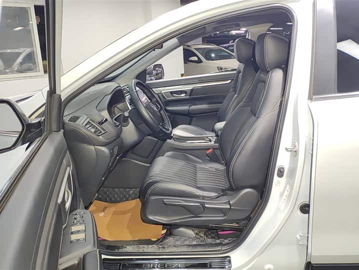 Фото 9 - Honda Breeze