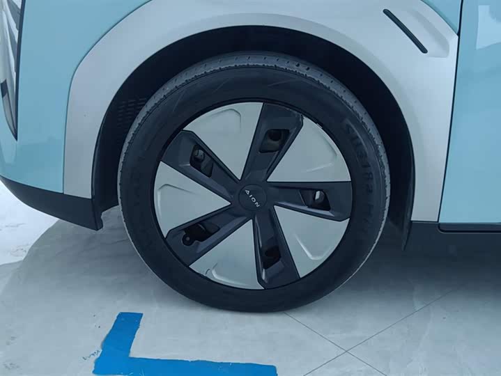 Фото 6 - GAC Aion Y