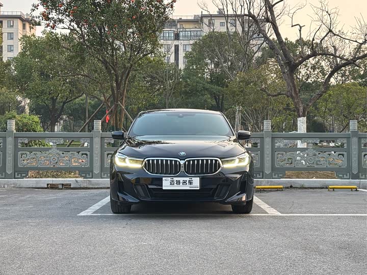 Фото 2 - BMW 6 Series GT