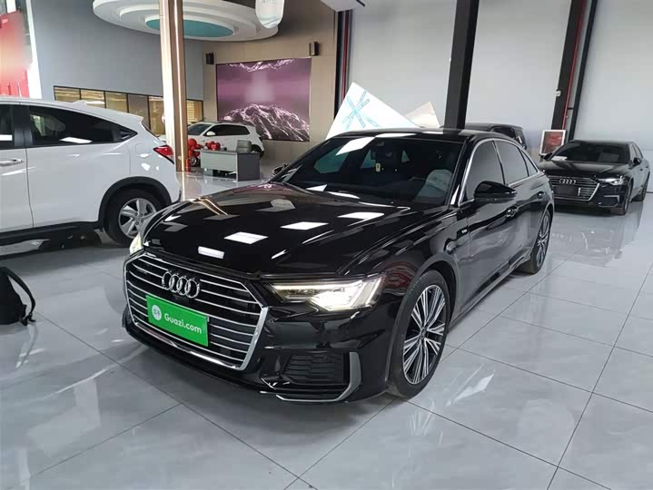 Фото 1 - Audi A6L