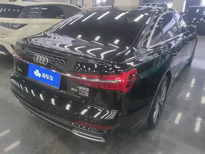 Фото 3 - Audi A6L