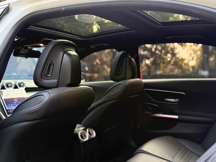 Фото 6 - Mercedes-Benz C-Class