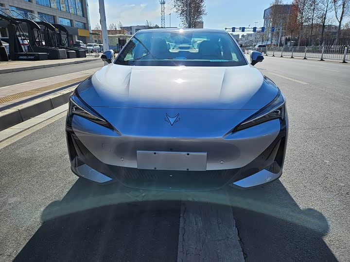 Фото 1 - BAIC Arcfox Alpha S5