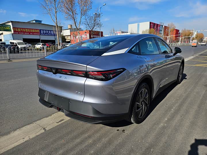 Фото 4 - BAIC Arcfox Alpha S5