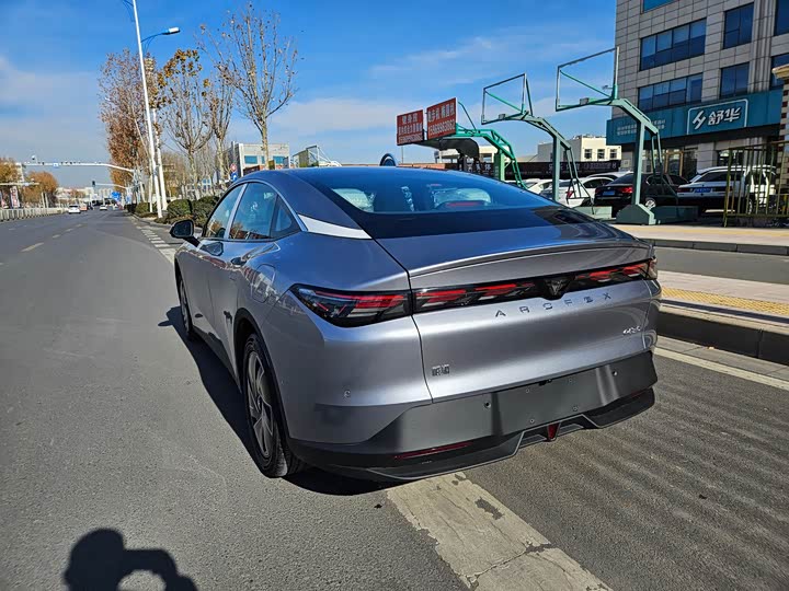 Фото 6 - BAIC Arcfox Alpha S5