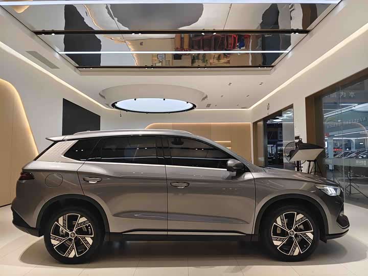 Фото 5 - BYD Song Pro Hybrid