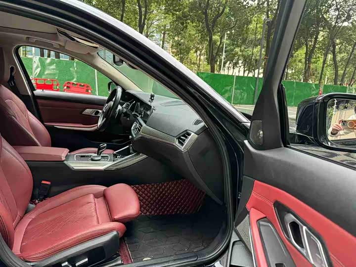 Фото 8 - BMW 3 Series