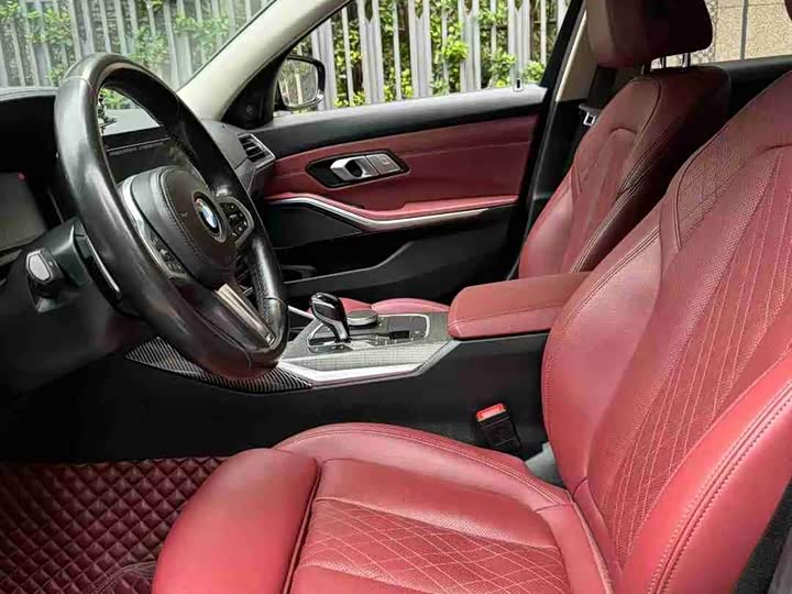 Фото 9 - BMW 3 Series