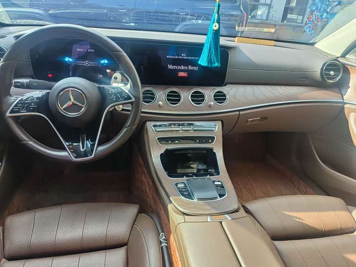 Фото 7 - Mercedes-Benz E-Class Hybrid