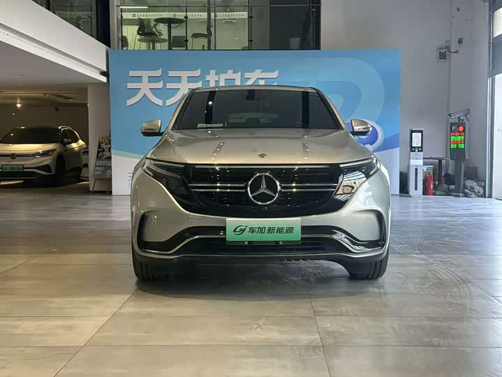 Фото 2 - Mercedes-Benz EQC