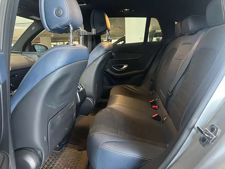 Фото 4 - Mercedes-Benz EQC