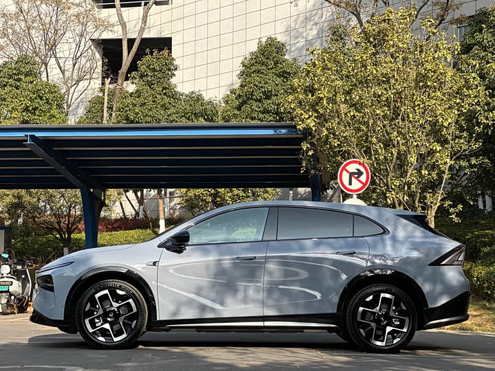 Фото 4 - XPeng G7