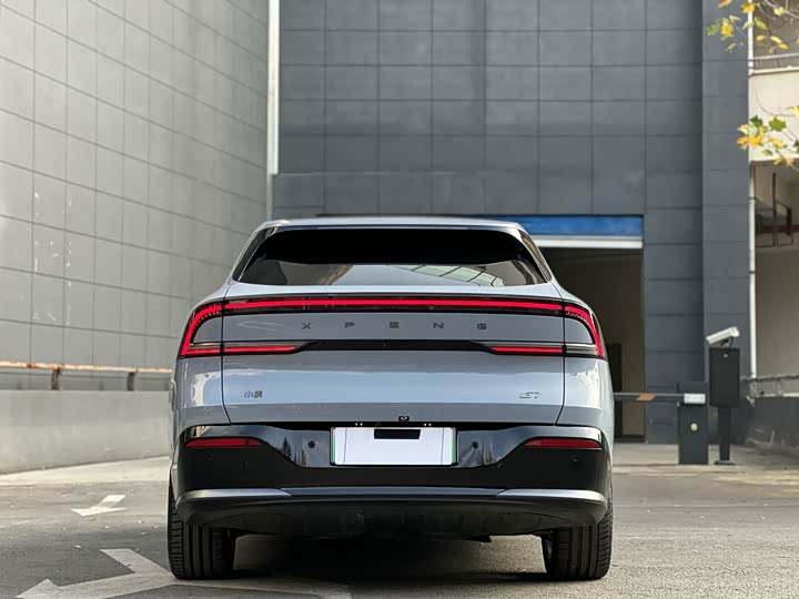 Фото 5 - XPeng G7