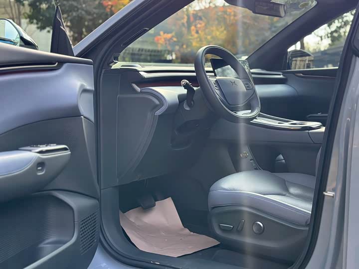 Фото 8 - XPeng G7