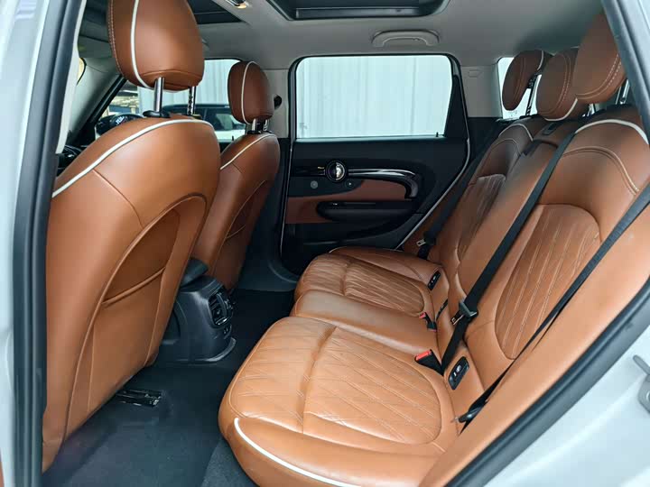 Фото 6 - Mini Clubman