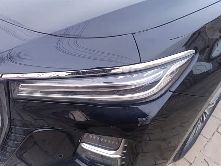 Фото 5 - Hongqi H5