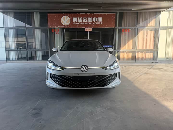 Фото 2 - Volkswagen Lamando L