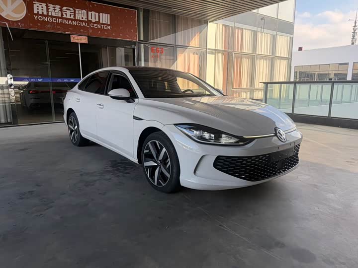 Фото 3 - Volkswagen Lamando L