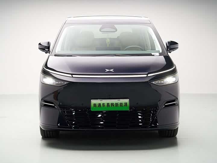 Фото 7 - XPeng X9