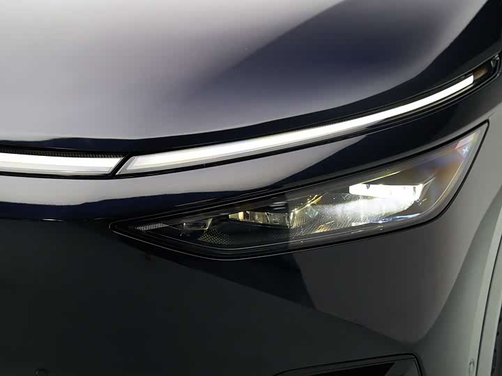 Фото 8 - XPeng X9