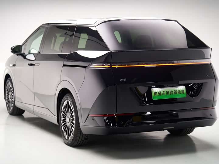 Фото 9 - XPeng X9