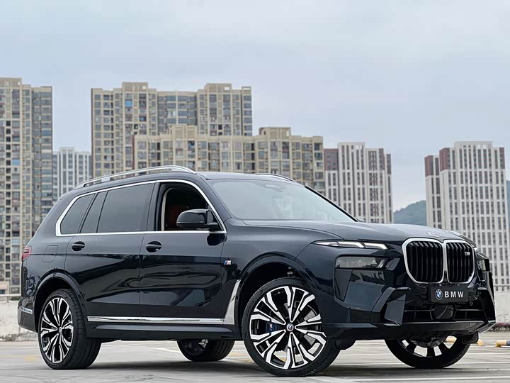 Фото 3 - BMW X7