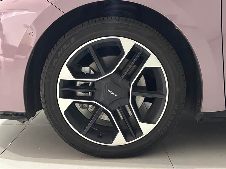 Фото 5 - GAC Aion RT