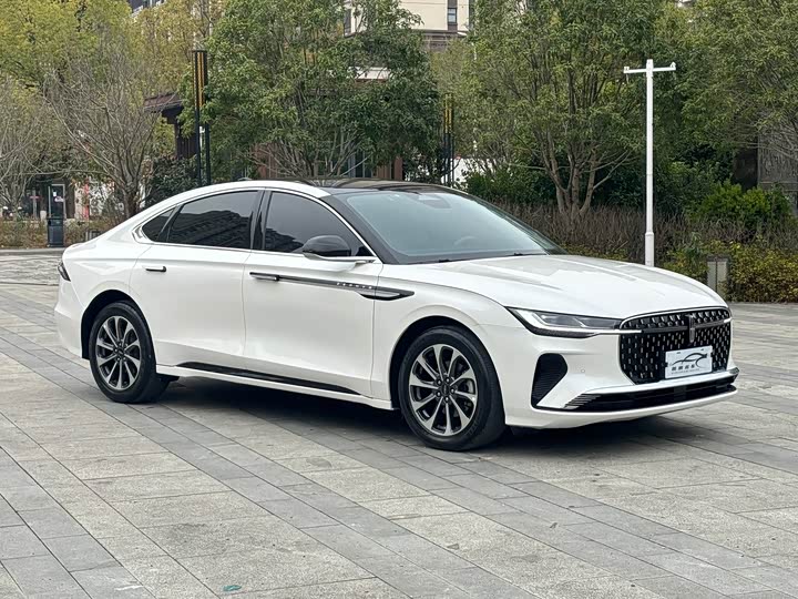 Фото 3 - Lincoln Z (Zephyr)