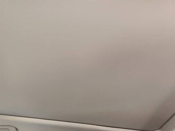 Фото 9 - Ford Explorer