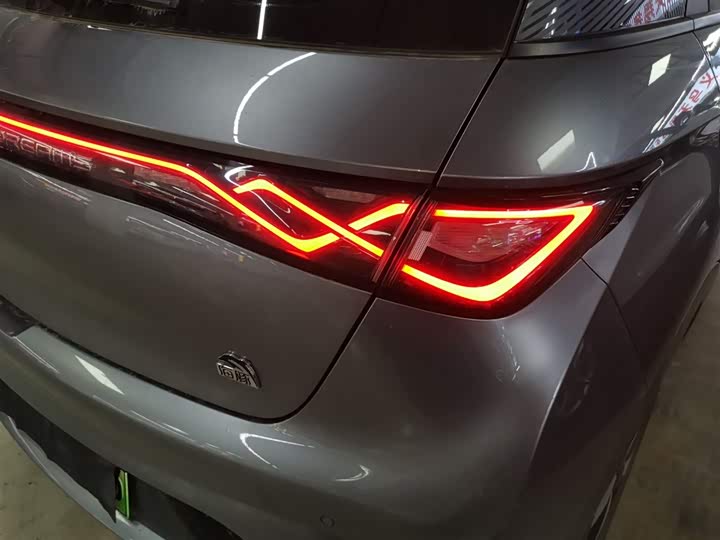 Фото 8 - BYD Dolphin