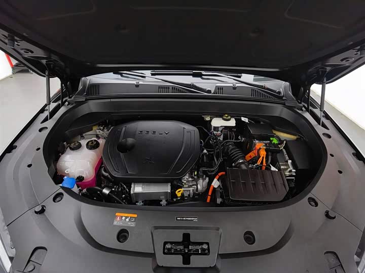 Фото 7 - Geely Monjaro Thor Hybrid