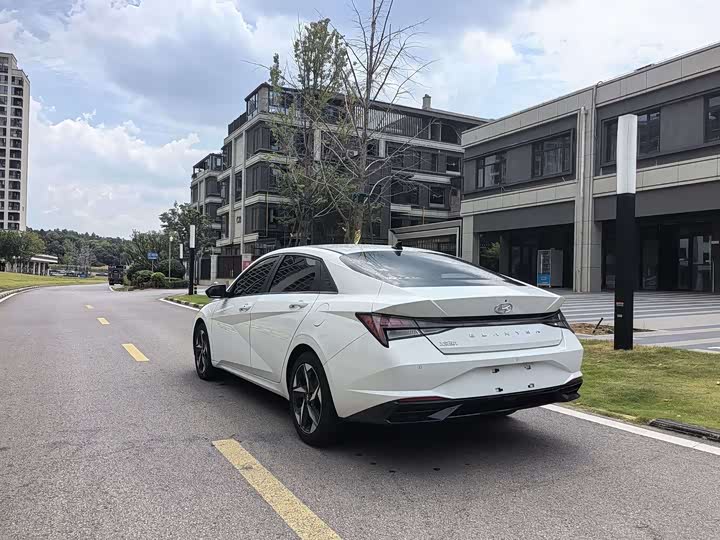 Фото 9 - Hyundai Elantra N line