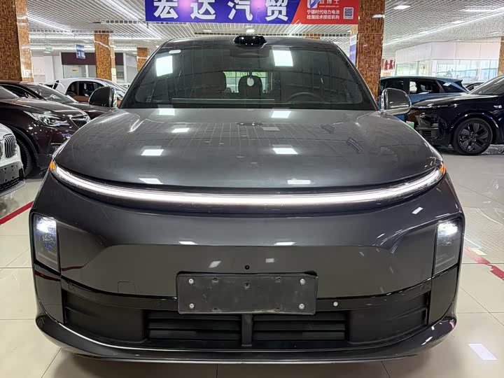 Фото 2 - LiXiang L6