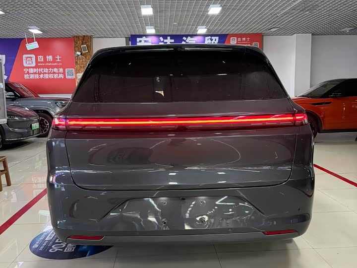 Фото 7 - LiXiang L6