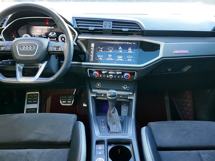 Фото 7 - Audi Q3