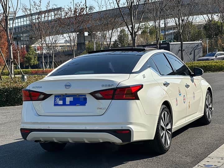 Фото 6 - Nissan Teana