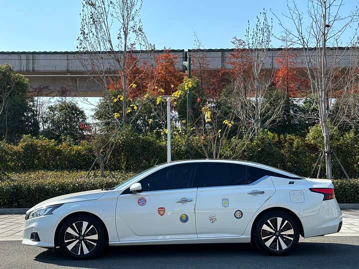 Фото 7 - Nissan Teana