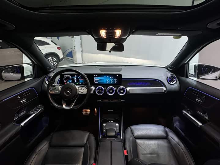 Фото 5 - Mercedes-Benz EQB