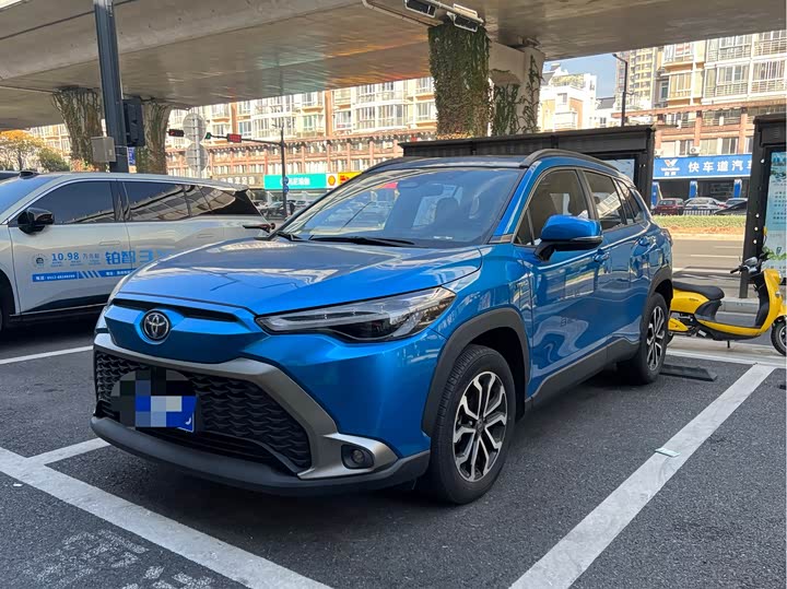 Фото 1 - Toyota Frontlander