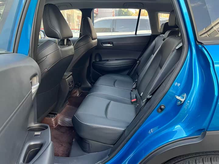 Фото 4 - Toyota Frontlander