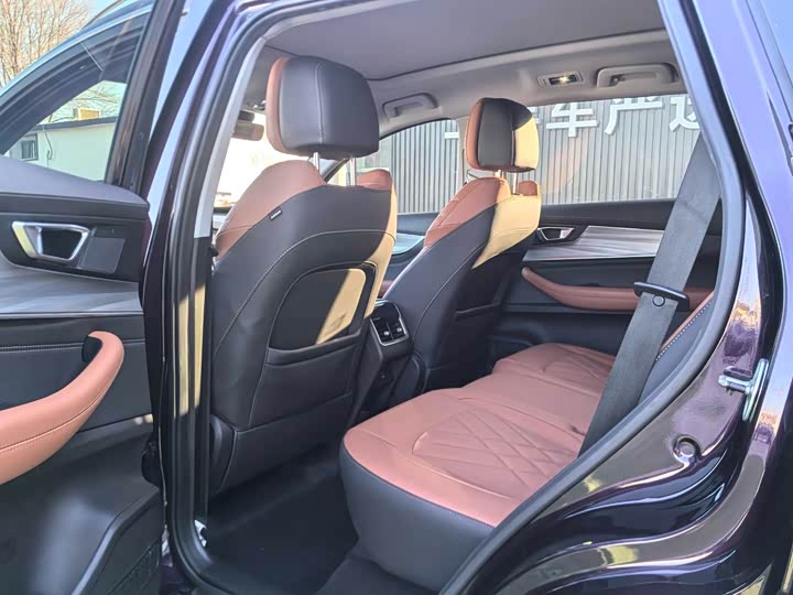 Фото 9 - Chery Tiggo 8 Plus