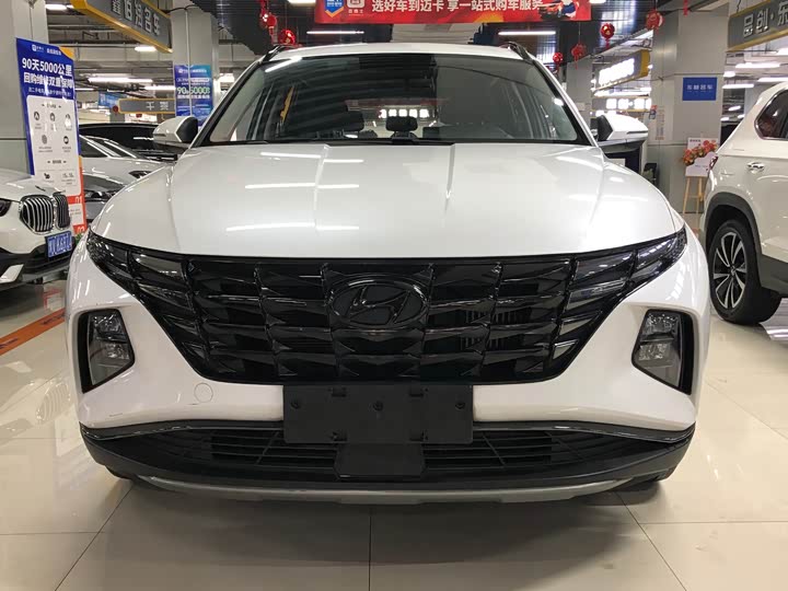 Фото 2 - Hyundai Tucson L