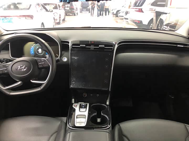 Фото 4 - Hyundai Tucson L