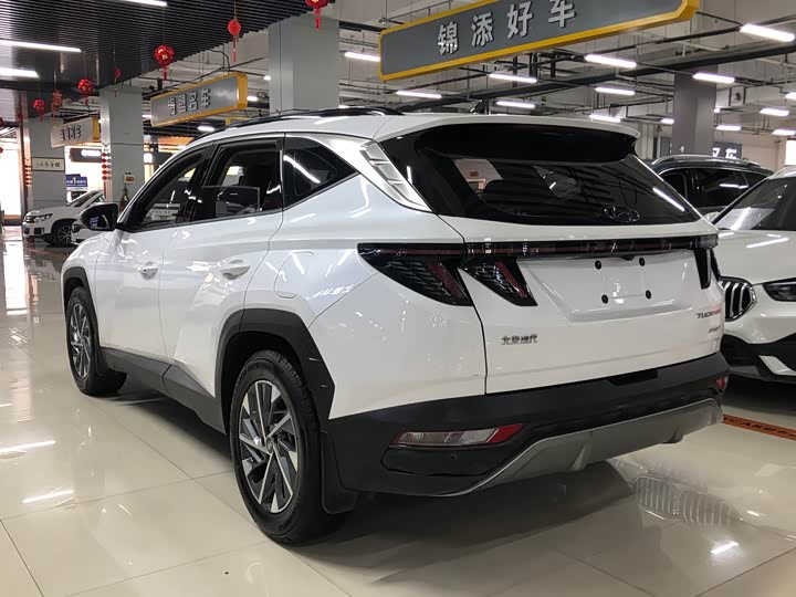 Фото 9 - Hyundai Tucson L