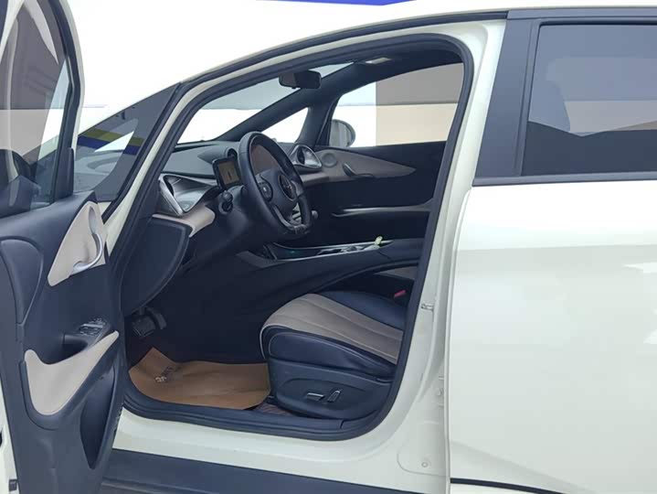 Фото 9 - BYD Dolphin