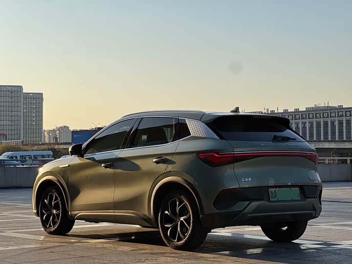 Фото 3 - BYD Yuan Plus