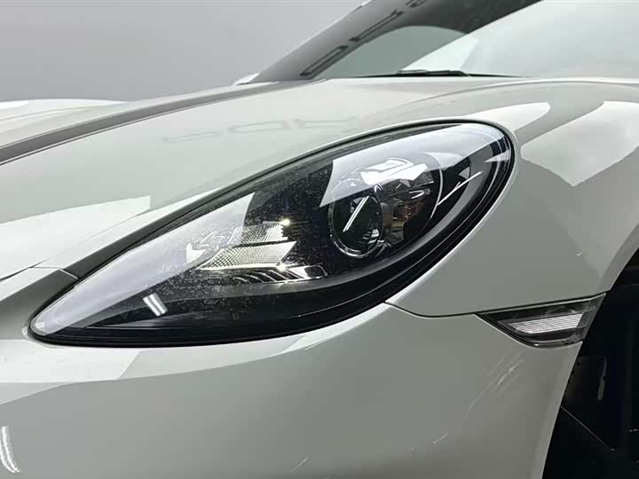 Фото 8 - Porsche 718