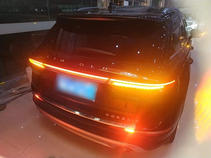 Фото 6 - Lincoln Corsair