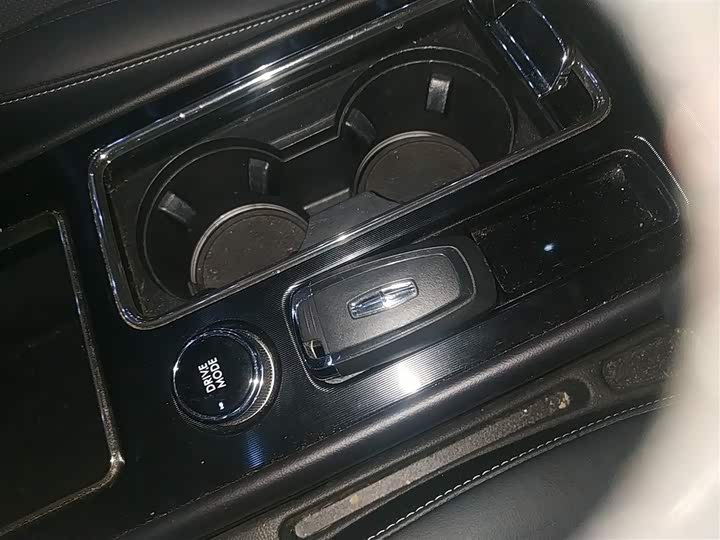 Фото 9 - Lincoln Corsair