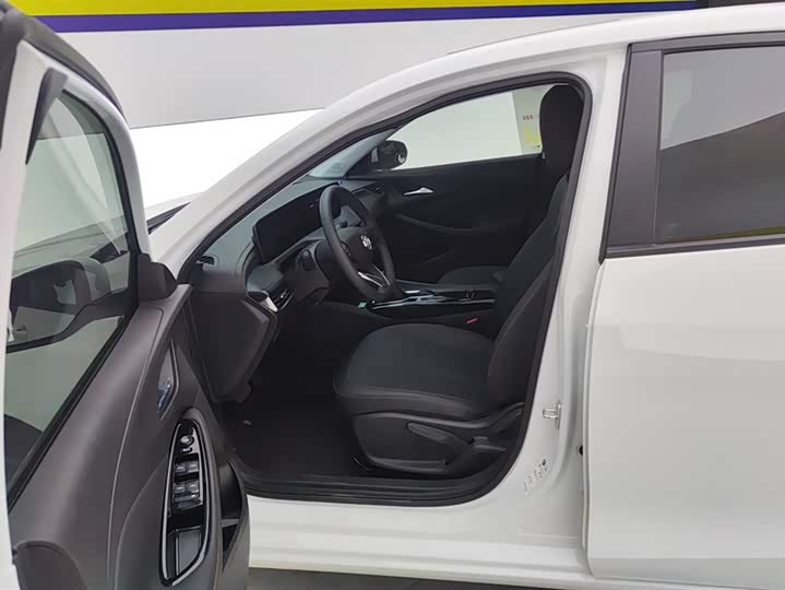 Фото 9 - Buick Verano